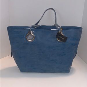 bebe Bags - NWT! Bebe 2 in 1 Tote with Removable Inner Bag bebe Bags - NWT! Bebe 2 in 1 Tote with Removable Inner Bag